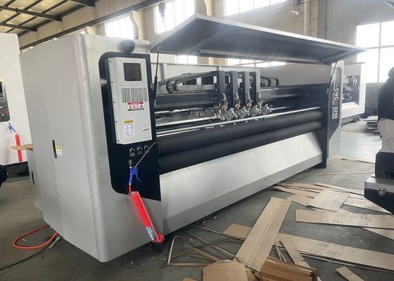 ماشین پیشرفته CNC 3250 برای نشان دادن دقیق و برش در سرعت 150m / min